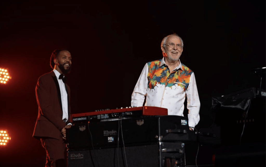 Keith phelps on stage with Bob James